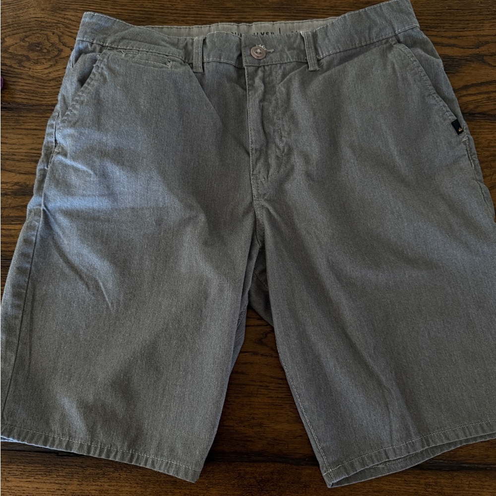 Quiksilver Men’s Gray Straight Fit Shorts Size 34 Casual Chino Style